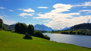 Solavågen og Sunnmørsalpene